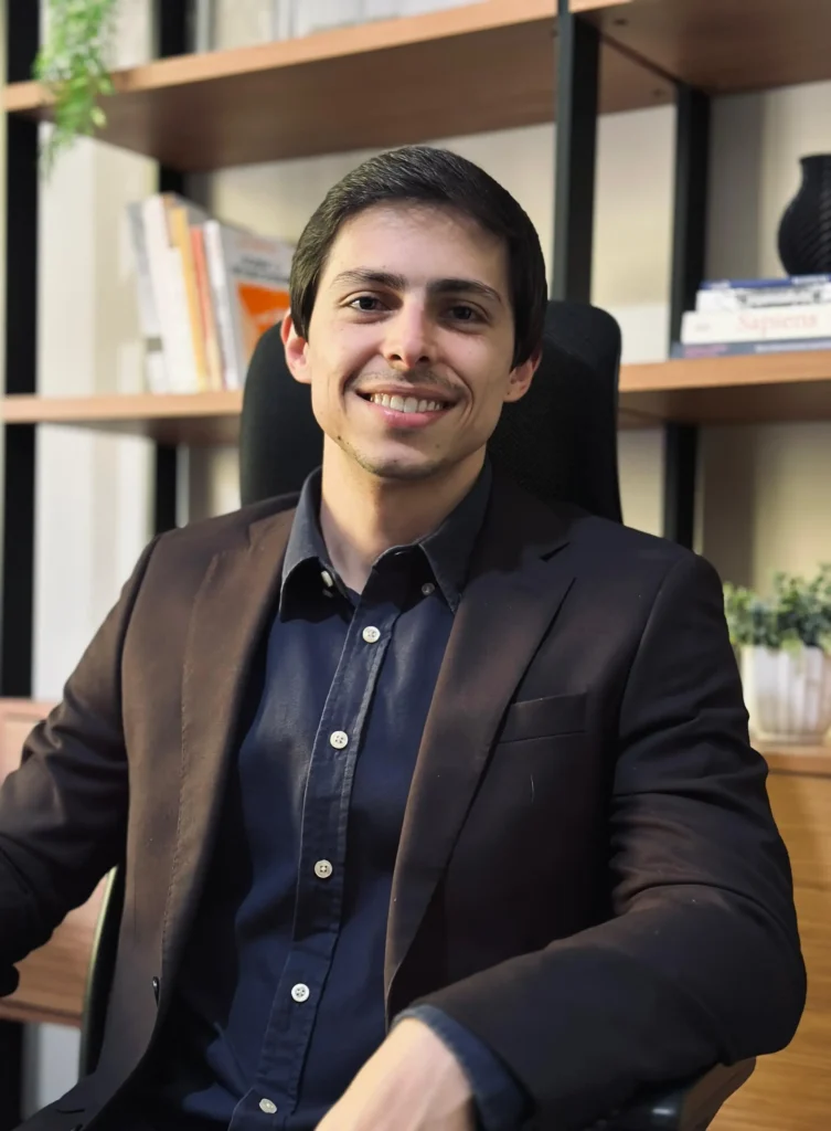 Psicólogo Nicholas Naves